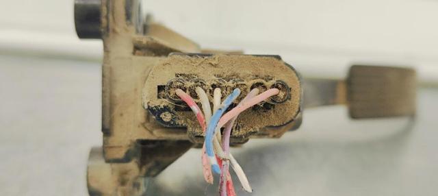 MITSUBISHI 1600A102 Pedal del acelerador  comprar en Murcia
