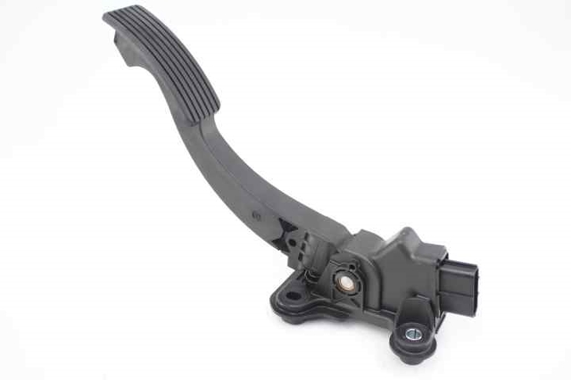 1600A102 Pedal del acelerador  comprar en Pontevedra
