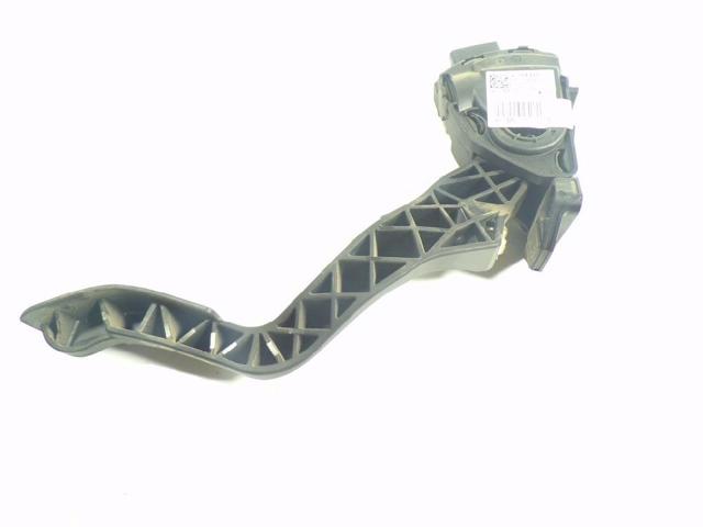 PEUGEOT 1601CW Pedal del acelerador  en stock Terrassa