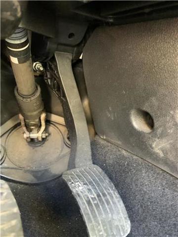 1601EA Pedal del acelerador  disponible Málaga