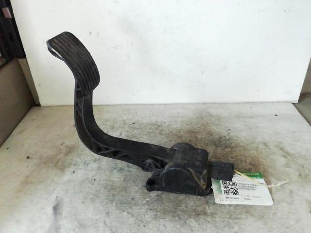PEUGEOT 1601EA Pedal del acelerador  en stock Valencia
