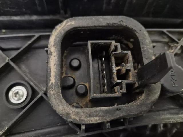 1606664080 Piloto trasero izquierdo  en stock Granada