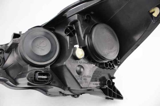 1606930080 Faro derecho comprar Girona