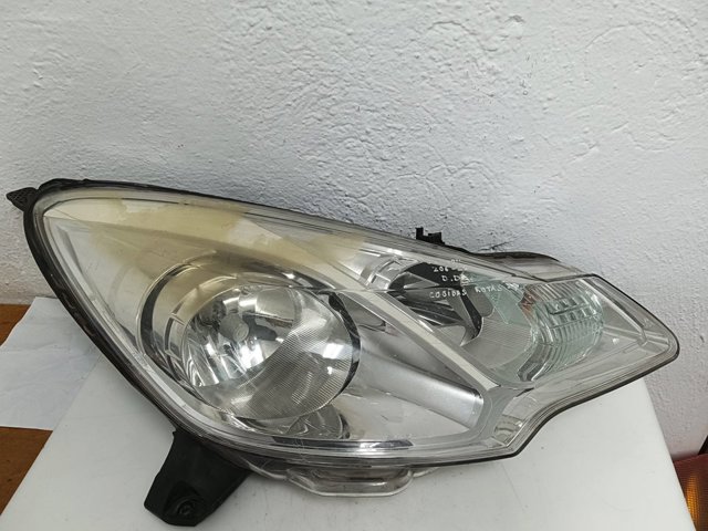 PEUGEOT 1606930080 Faro derecho  en stock Terrassa