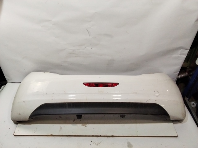 Parachoques trasero Peugeot 208 CA, CC