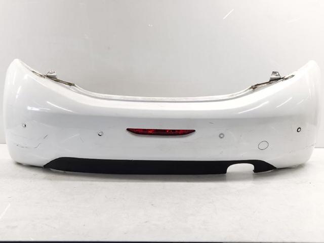 Pieza Parachoques para Peugeot 208 I segunda mano