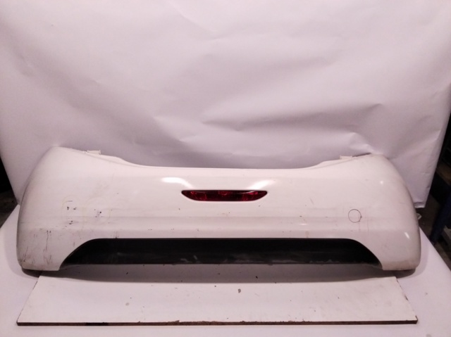 Parachoques trasero Peugeot 208 CA, CC