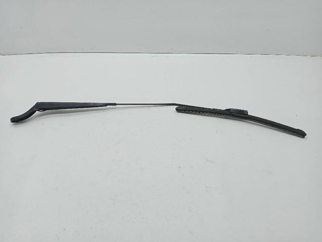 Brazo del limpiaparabrisas, lavado de parabrisas, luna delantera 1608393180 Peugeot/Citroen