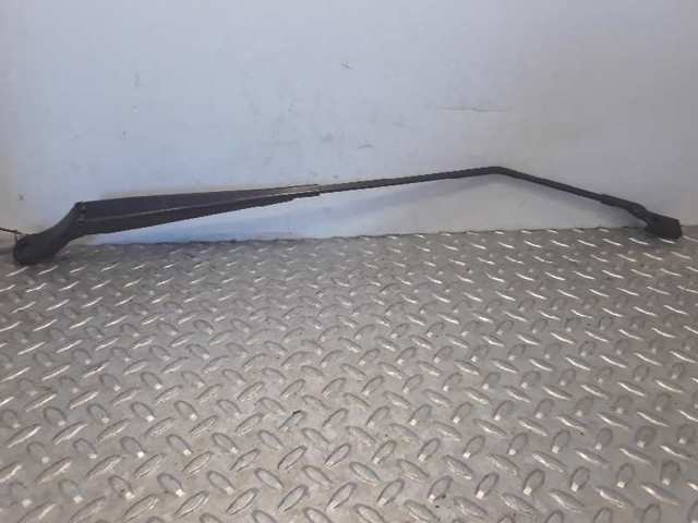Brazo del limpiaparabrisas Peugeot 208 hatchback comprar en España