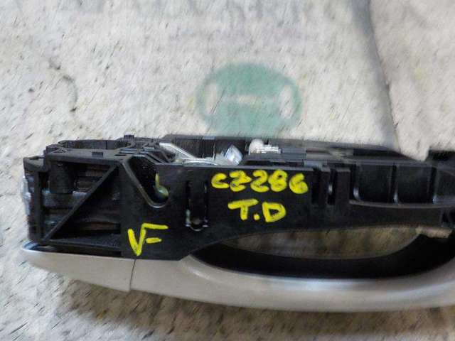 1609239680 Manija exterior derecha de puerta trasera  en stock Sabadell