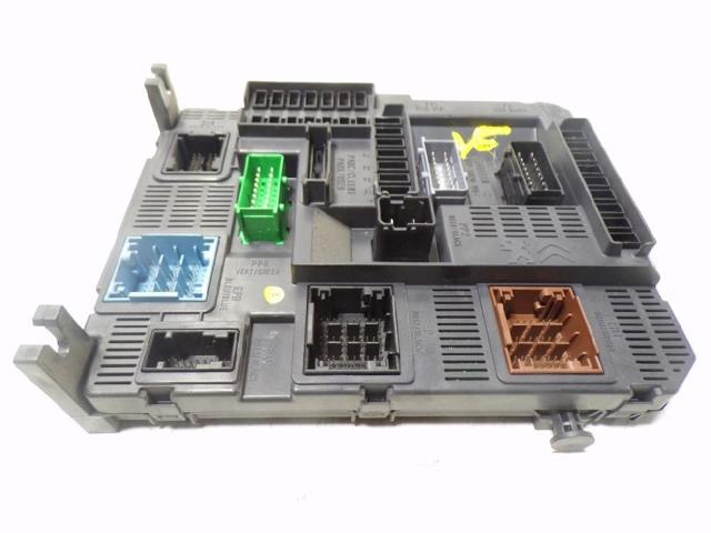 Comprar Caja de fusibles Citroen C-Elysee   a bajo precio