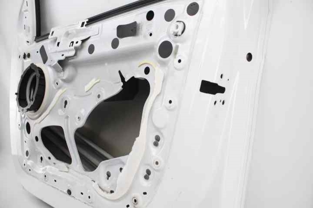 PEUGEOT 1610102180 Puerta delantera derecha  en stock Terrassa