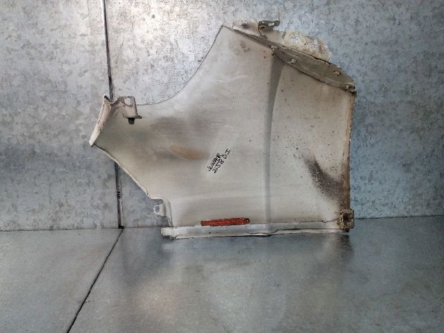 1610458580 Aleta delantera izquierda  en stock Castellón
