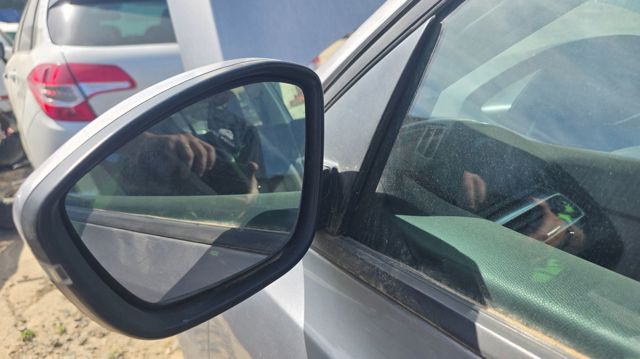 1611508680 Espejo retrovisor izquierdo  disponible Burgos