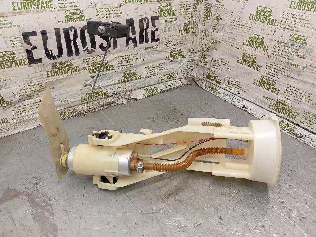 Módulo de alimentación de combustible BMW X5  (2000-2006)