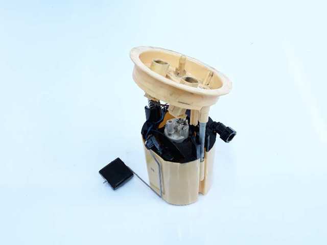 Módulo alimentación de combustible BMW 1 E81, E87