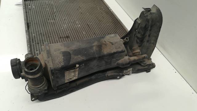 1613108 Radiador de refrigeración del motor  comprar en Reus