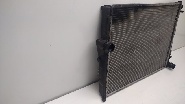1613108 Radiador de refrigeración del motor  disponible Burgos