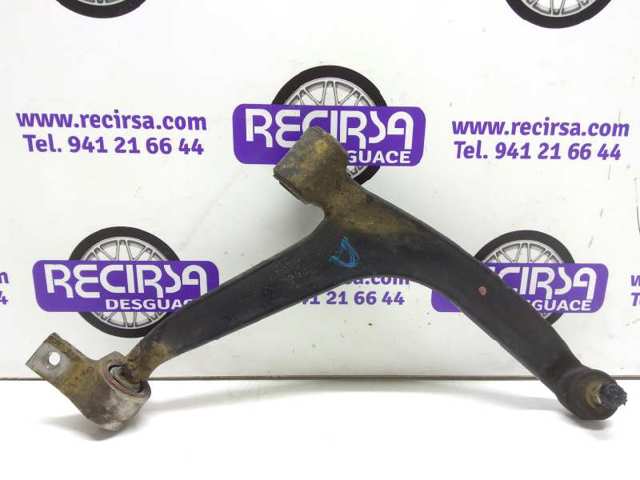 Brazo inferior derecho de la suspensión delantera 1614447780 PEUGEOT