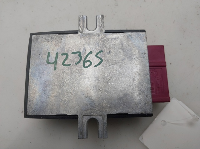 BMW 16147229173 Módulo de control del motor de la bomba de combustible comprar Tarragona