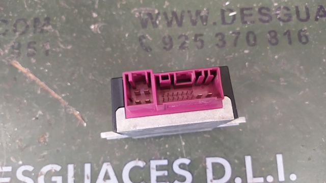 16147371832 Módulo de control del motor de la bomba de combustible  en stock Sabadell