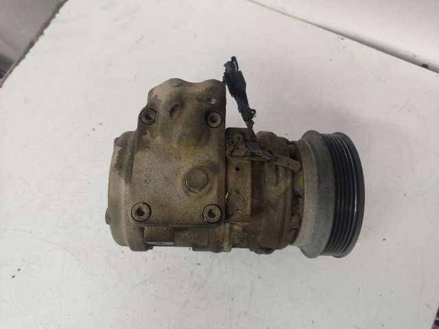 HYUNDAI 162501800J Compresor de aire acondicionado  disponible Lugo
