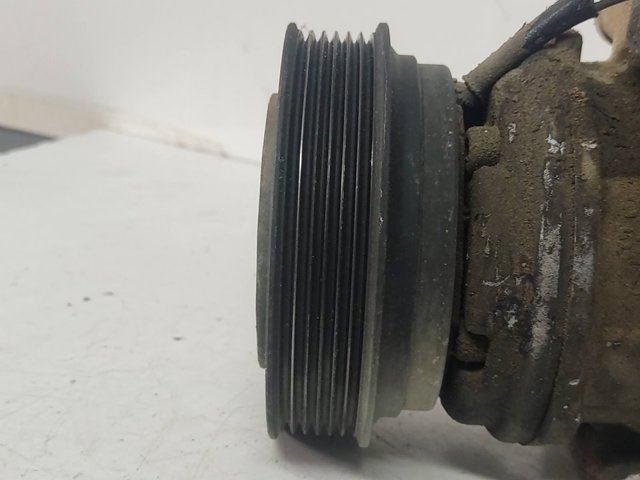 HYUNDAI 162501800J Compresor de aire acondicionado  en stock Salamanca