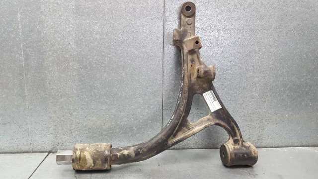Brazo inferior izquierdo de la suspensión delantera 1633300407 MERCEDES