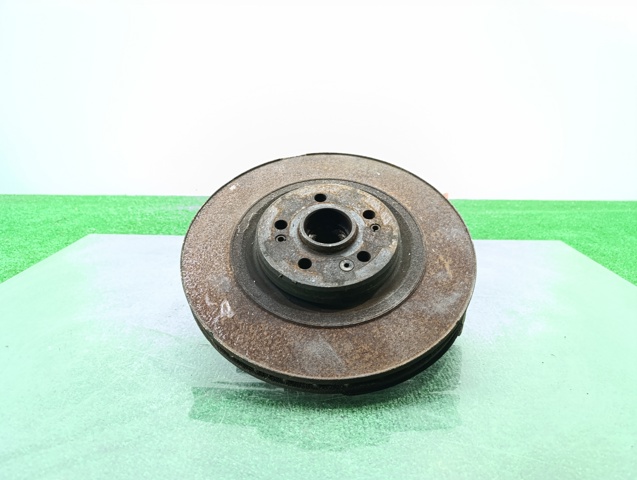 1633300420 Mercedes