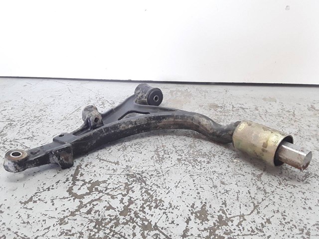 MERCEDES 1633330001 Brazo superior izquierdo de la suspensión delantera  en stock Terrassa