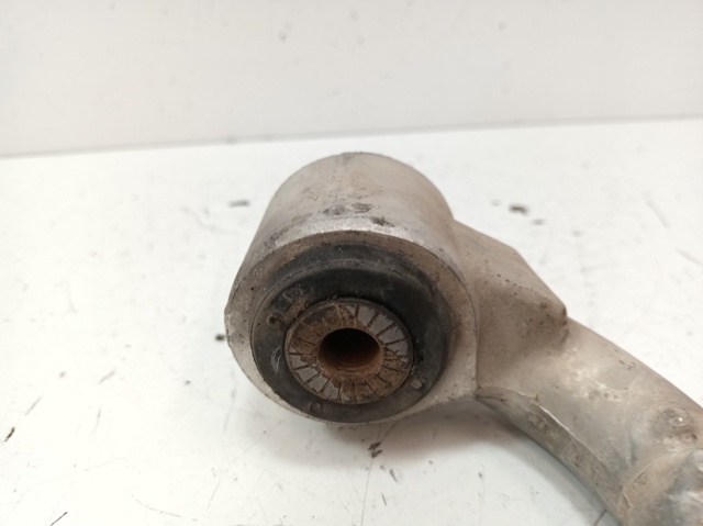 MERCEDES 1633330101 Brazo superior derecho de la suspensión delantera  comprar en Ponferrada