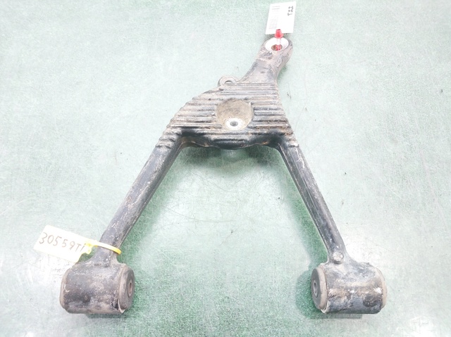 Brazo suspension trasero inferior izquierdo 1633500906 Mercedes