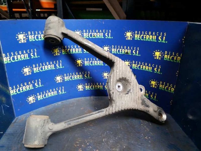 1633520501 Brazo superior derecho de la suspensión trasera  comprar en Reus