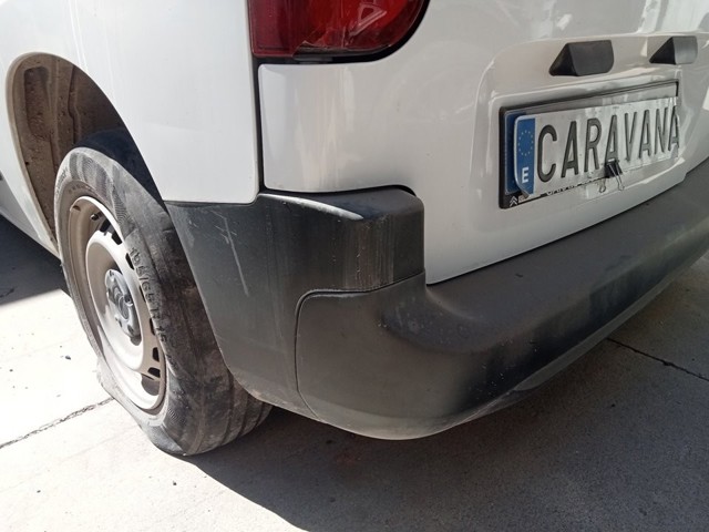 1633557180 PEUGEOT Parachoques trasero  disponible Alicante