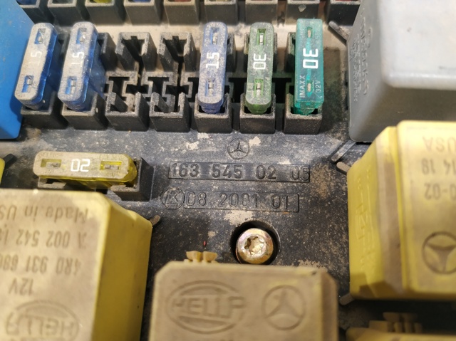 1635450205 Mercedes