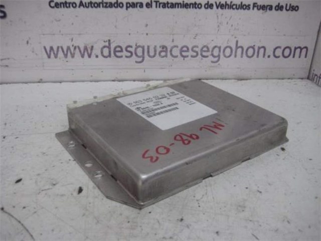 1635450232 Mercedes