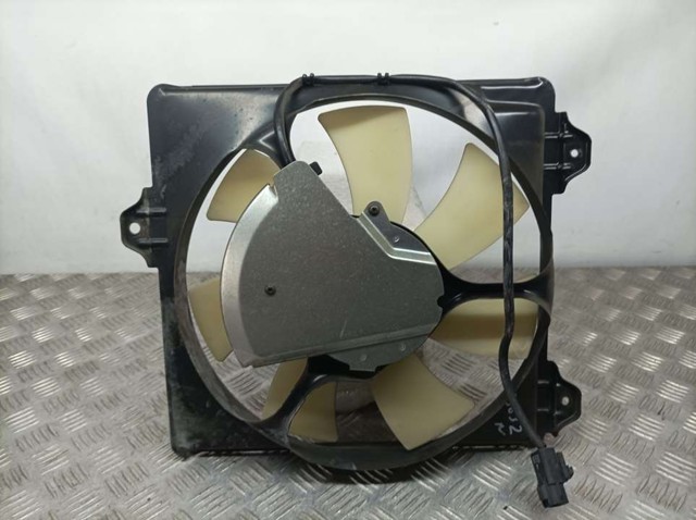 1636323010 TOYOTA Motor del ventilador de refrigeración izquierdo  disponible Ourense