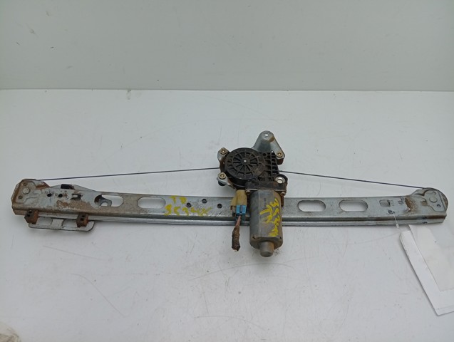 MERCEDES 1637300246 Mecanismo de elevalunas de la puerta trasera derecha  en stock Valencia