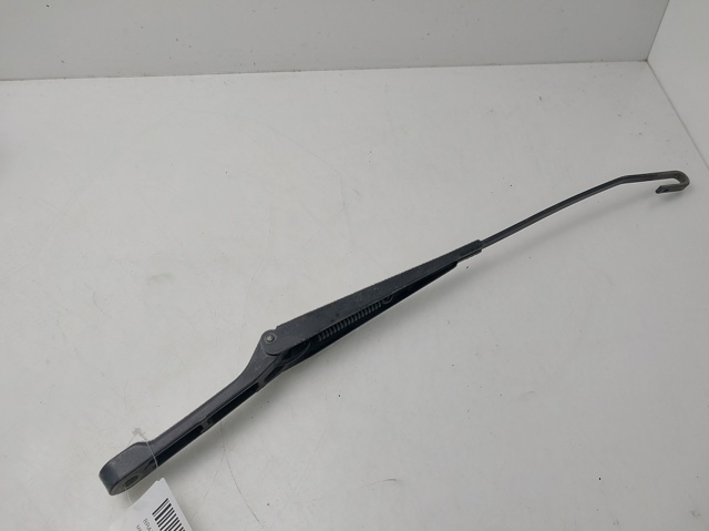 1638201644 Mercedes