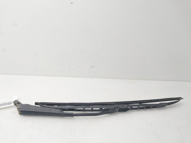 1638201944 Mercedes