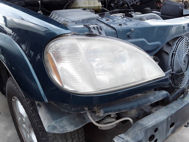 Luz derecha 163820386164 MERCEDES
