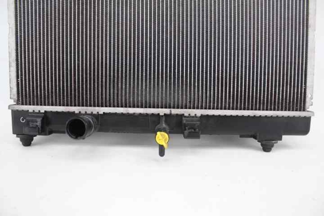 164000Q040 Radiador de refrigeración del motor  disponible Málaga