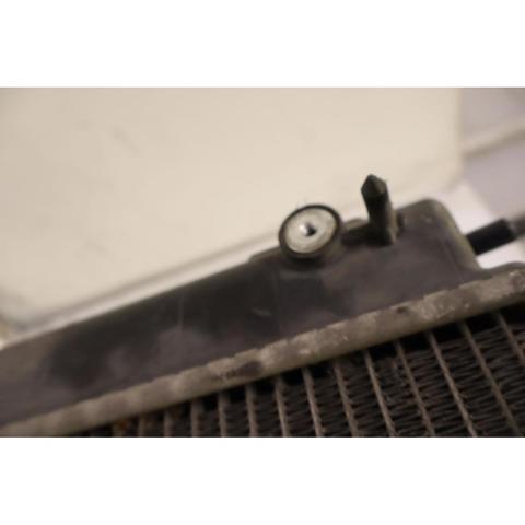 164000R011 Radiador de refrigeración del motor  disponible Burgos