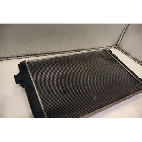 1640021330 Radiador de refrigeración del motor  disponible Burgos
