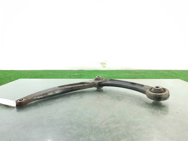 1643188580 Brazo inferior izquierdo de la suspensión delantera  comprar en Reus