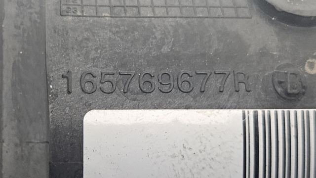 165769677R Renault (RVI)