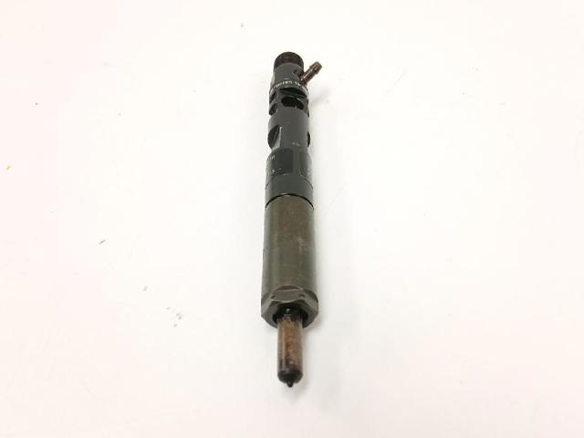 RENAULT 166000897R Inyector de combustible  disponible Lugo