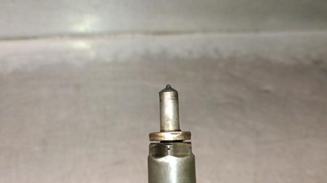 166001137R RENAULT Inyector comprar Alcalá