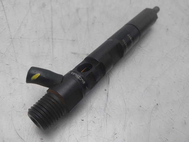 RENAULT 166001137R Inyector comprar Barcelona