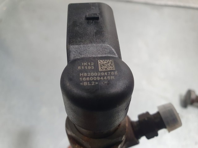 166009445R RENAULT Inyector de combustible  disponible Vigo